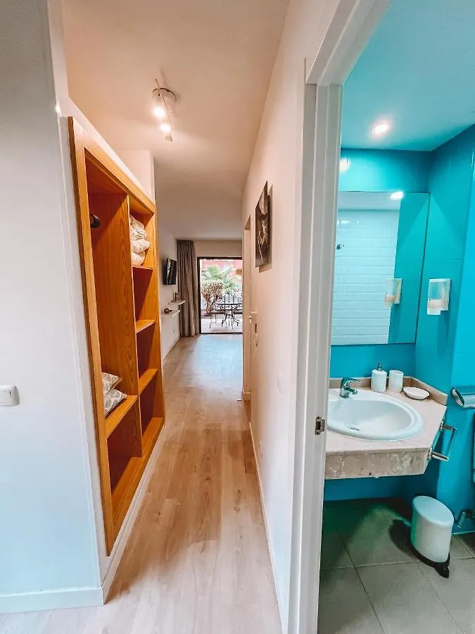 Atlantic Garden Apartments コラレホ