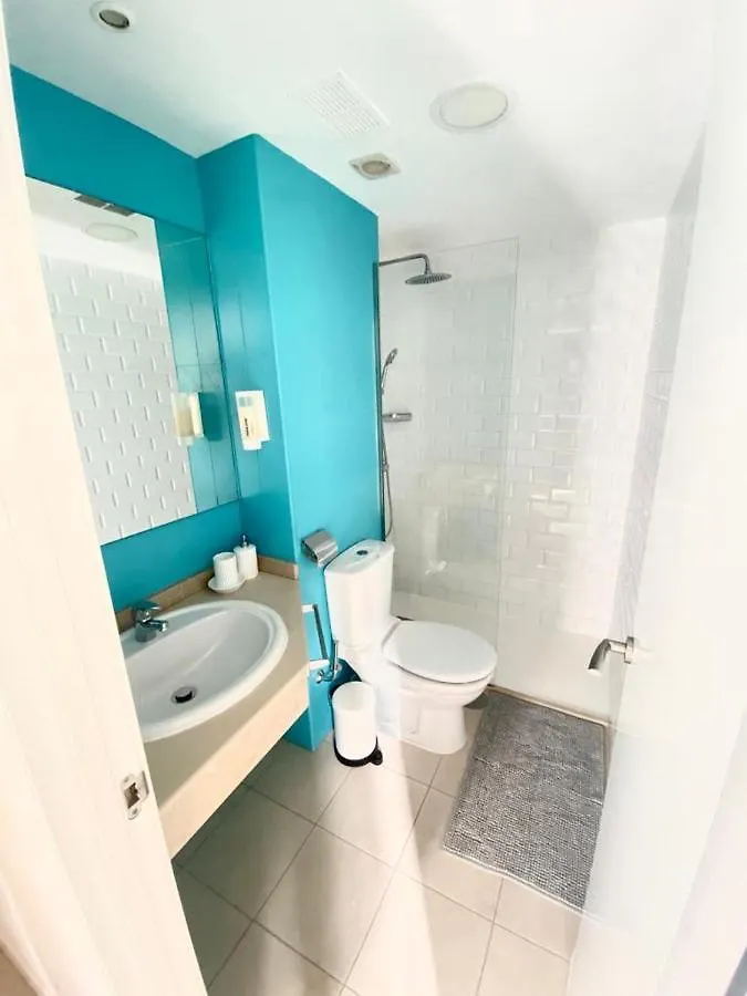 Atlantic Garden Apartments コラレホ