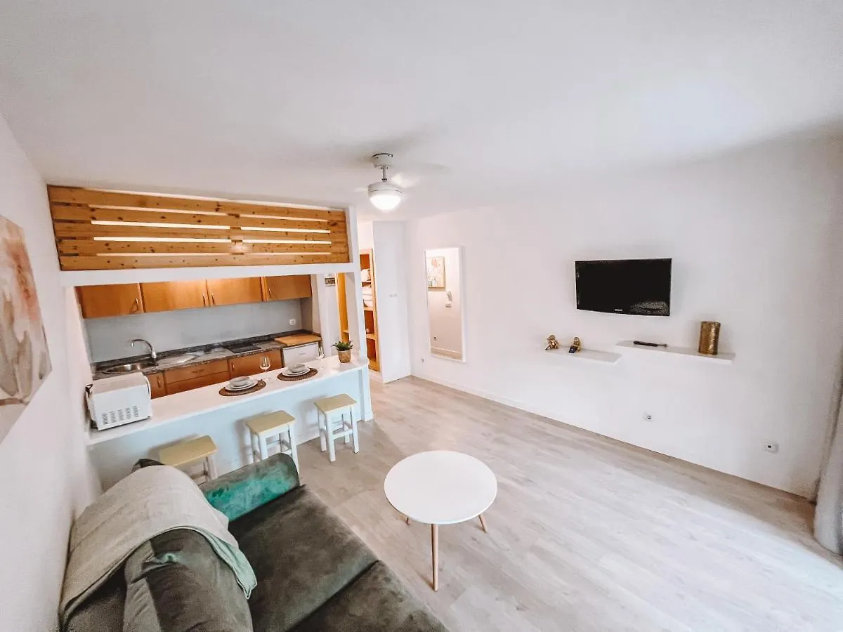 Atlantic Garden Apartments コラレホ