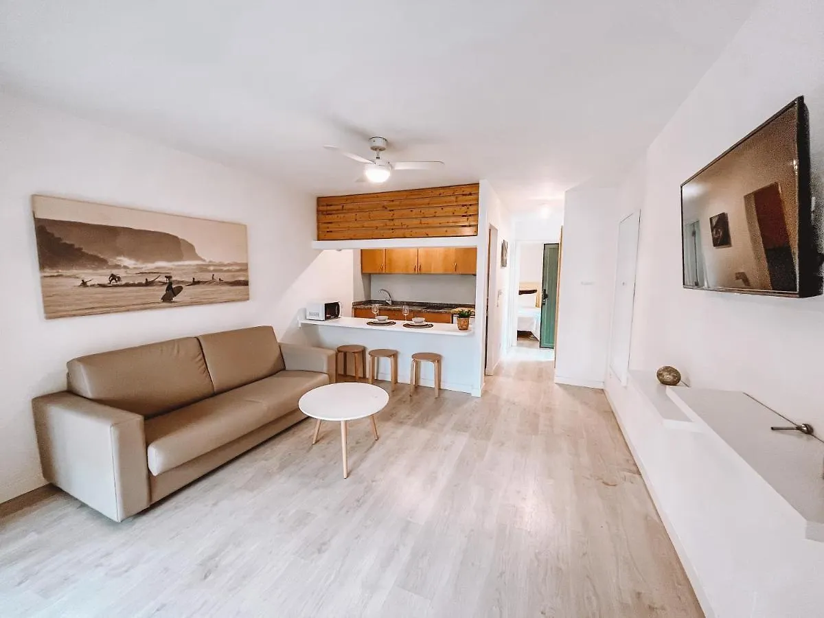 Atlantic Garden Apartments コラレホ